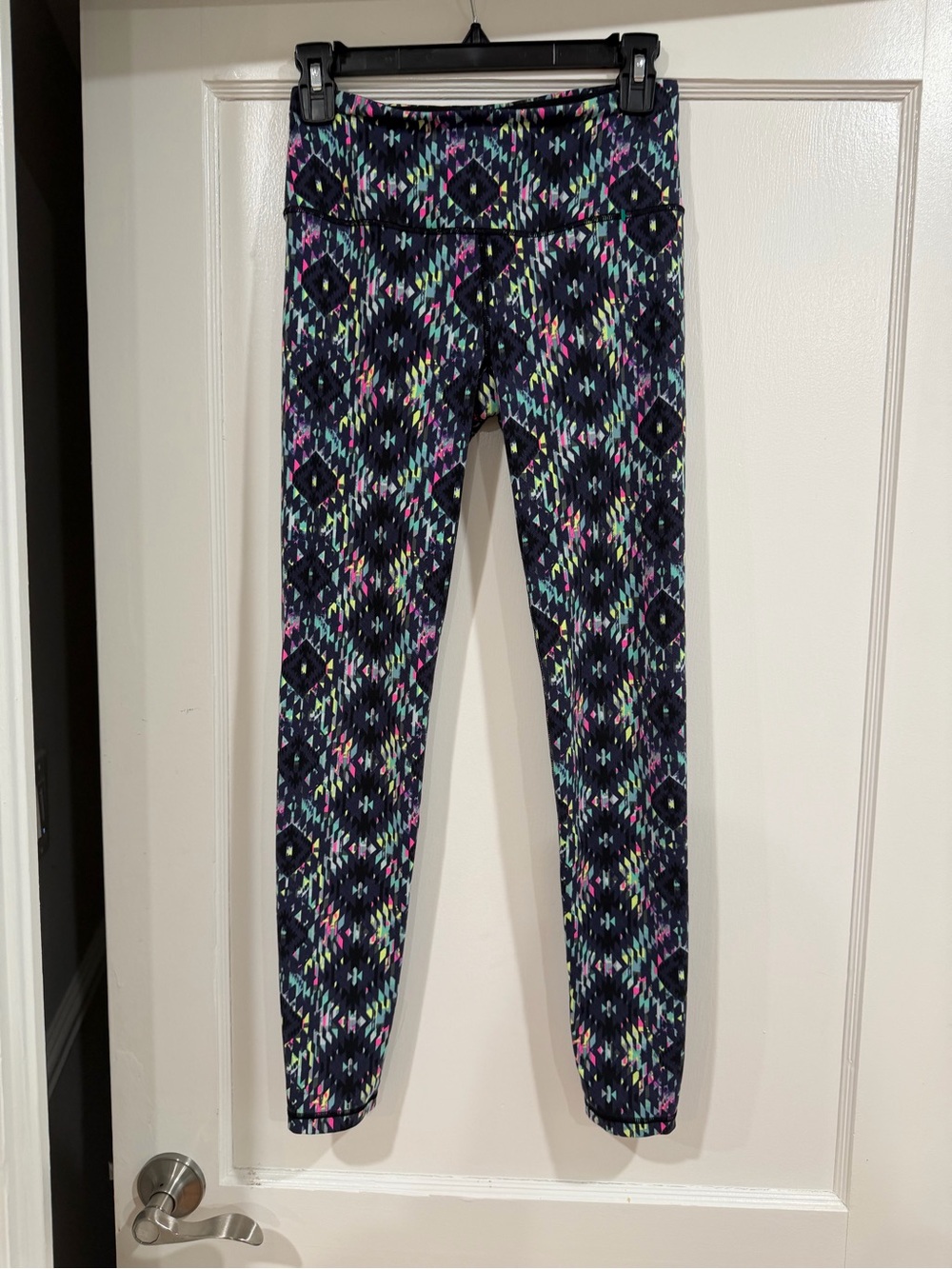 Victoria's Secret Geometric Print Leggings in Navy with Neon Accents size small